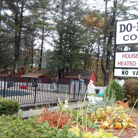 Do Rest Court Hotel Lake George Exterior photo